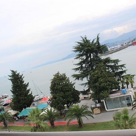Boutique Hotel 32 Batumi Kültér fotó