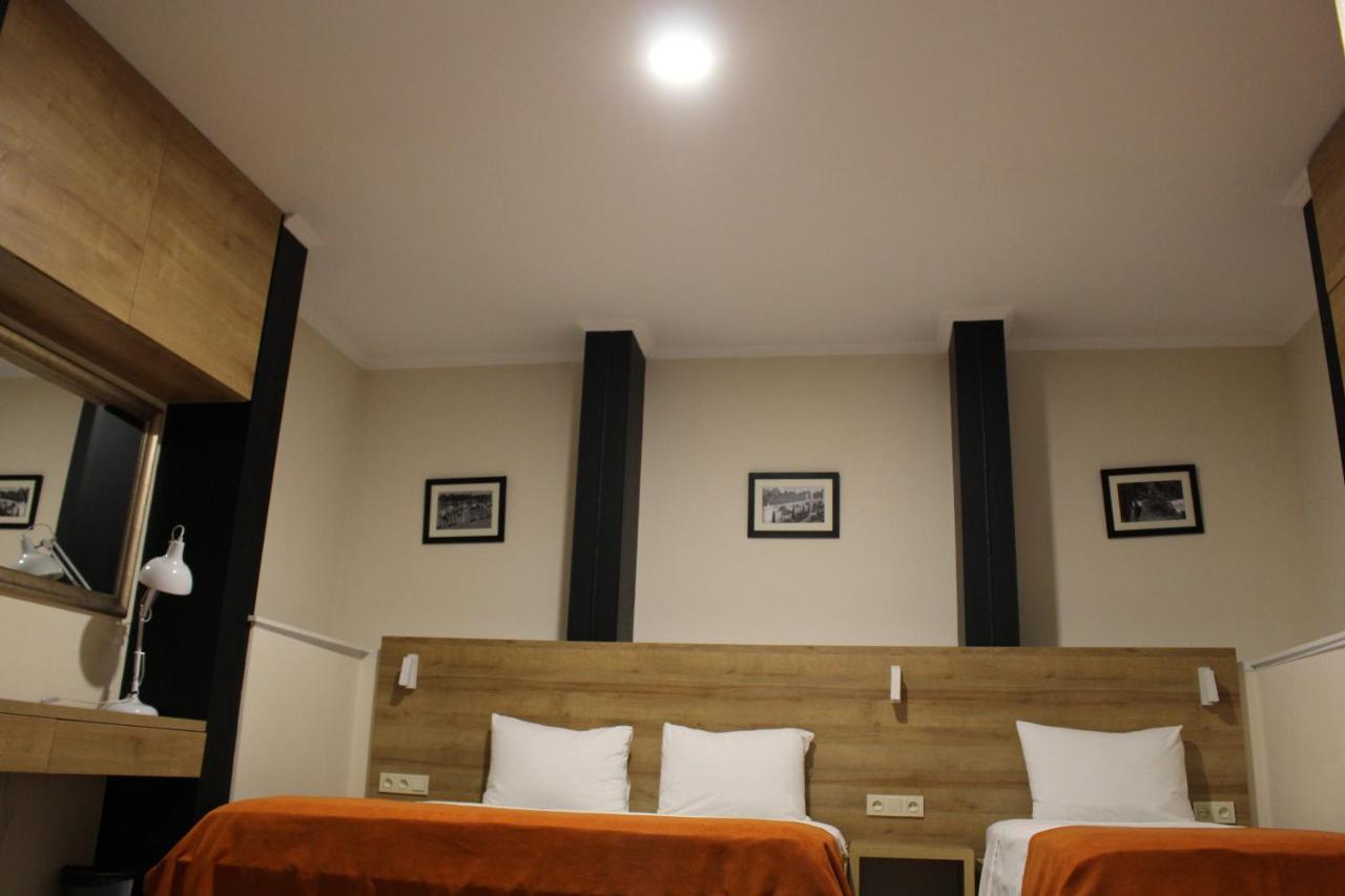 Boutique Hotel 32 Batumi Kültér fotó