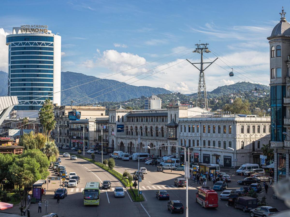 Boutique Hotel 32 Batumi Kültér fotó