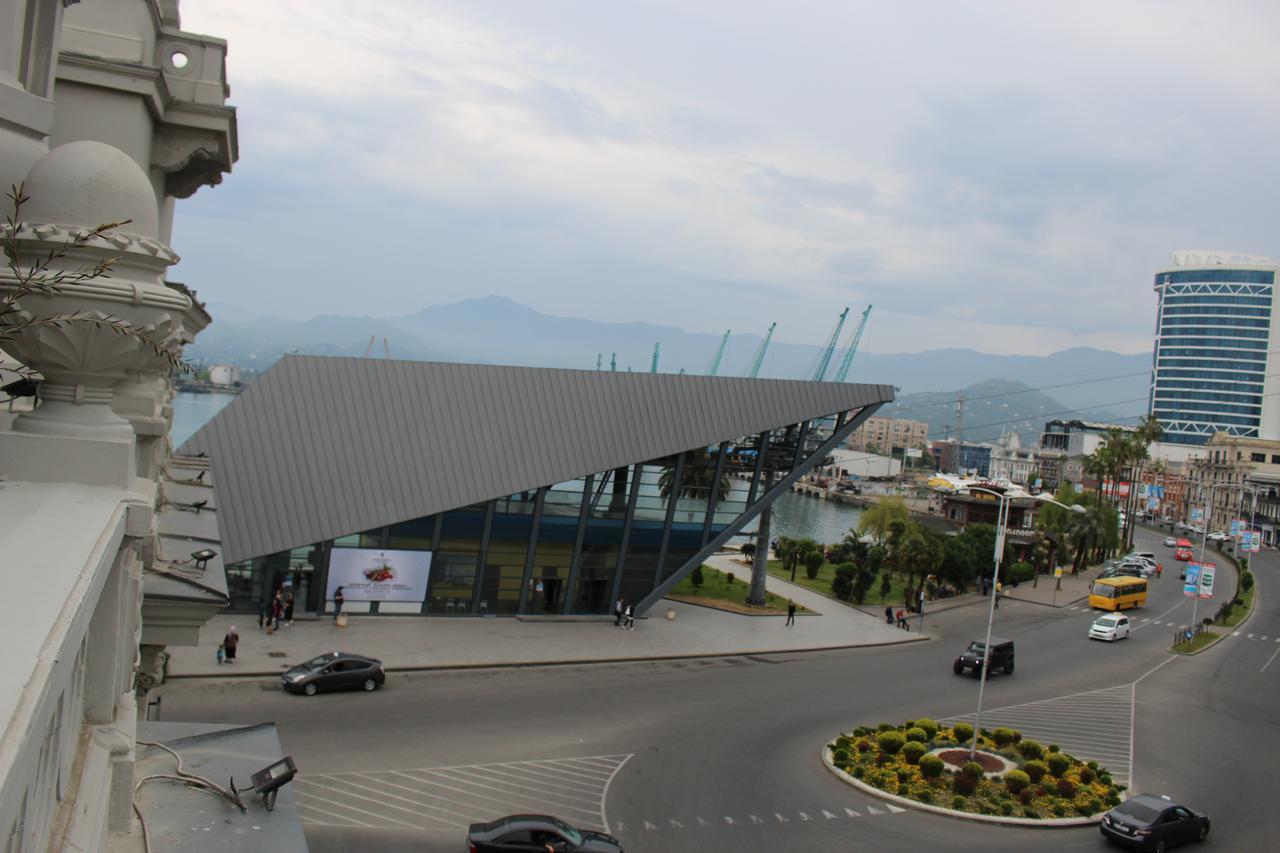 Boutique Hotel 32 Batumi Kültér fotó