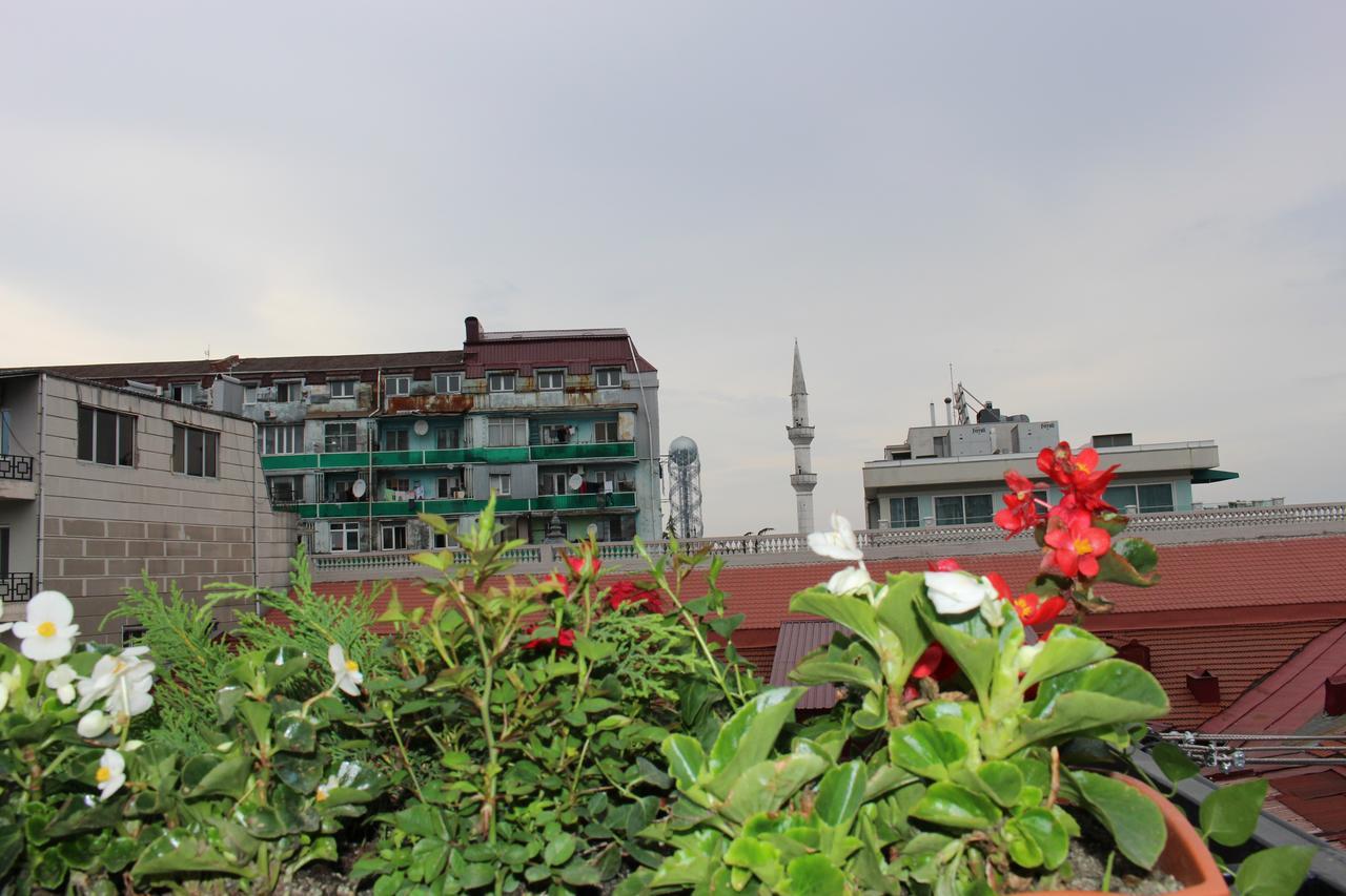 Boutique Hotel 32 Batumi Kültér fotó