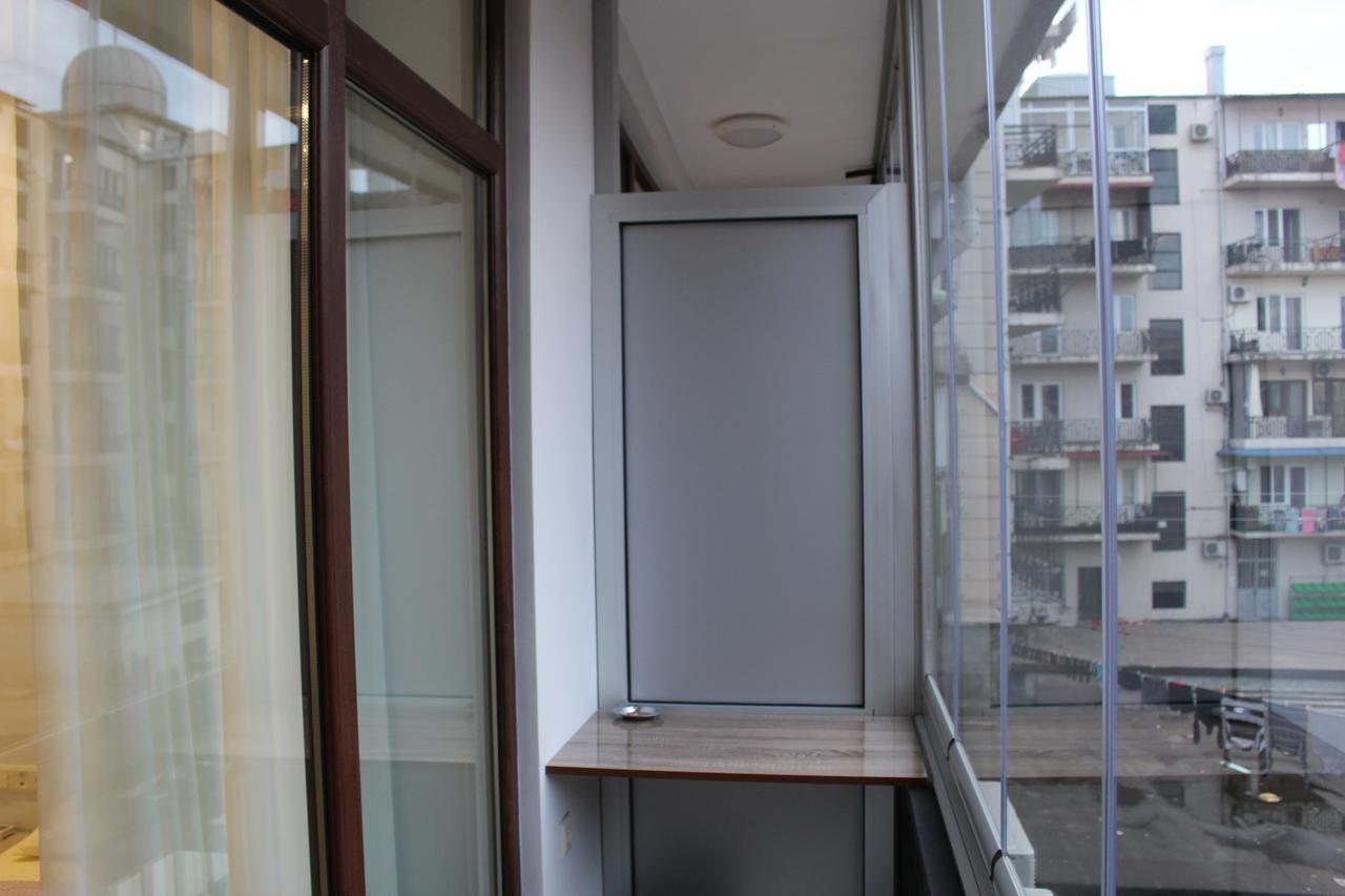 Boutique Hotel 32 Batumi Kültér fotó