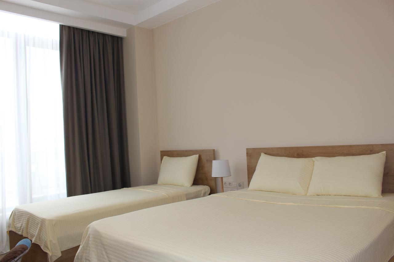 Boutique Hotel 32 Batumi Kültér fotó