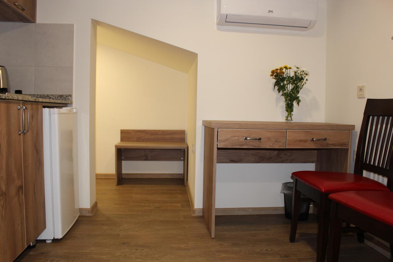 Boutique Hotel 32 Batumi Kültér fotó