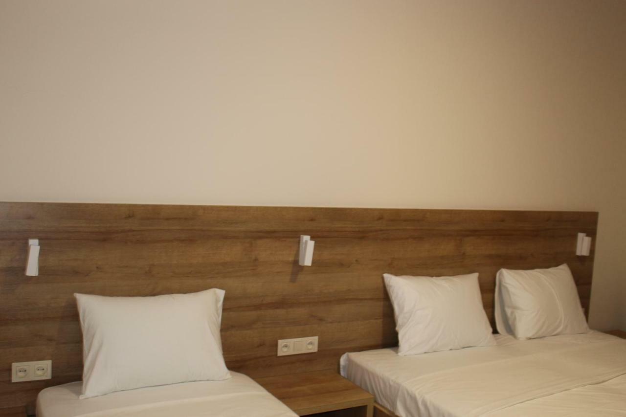 Boutique Hotel 32 Batumi Kültér fotó